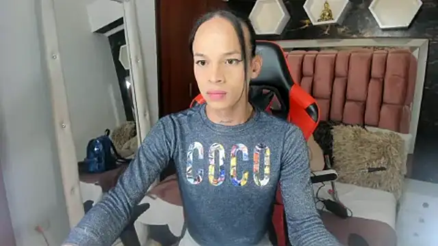 Snapshot of sara_slut21 chatting on February 19, 2025, 6:00 pm sara slut21 online show from February 19, 2025, 6:00 pm