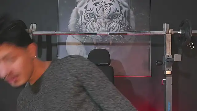 DimitriDeluxe online show from December 3, 2025, 7:46 pm