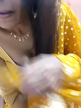 Shalu G online show from December 23, 2025, 8:13 am