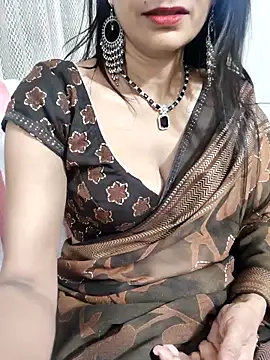 Shalu G online show from February 11, 2026, 4:18 pm