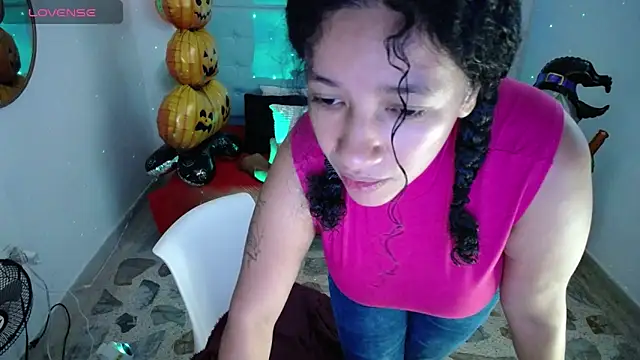 Snapshot of michel_rous_ chatting on October 30, 2025, 1:20 pm michel rous online show from October 30, 2025, 1:20 pm