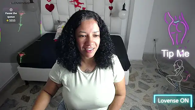 Snapshot of michel_rous_ chatting on February 19, 2026, 2:25 pm michel rous online show from February 19, 2026, 2:25 pm