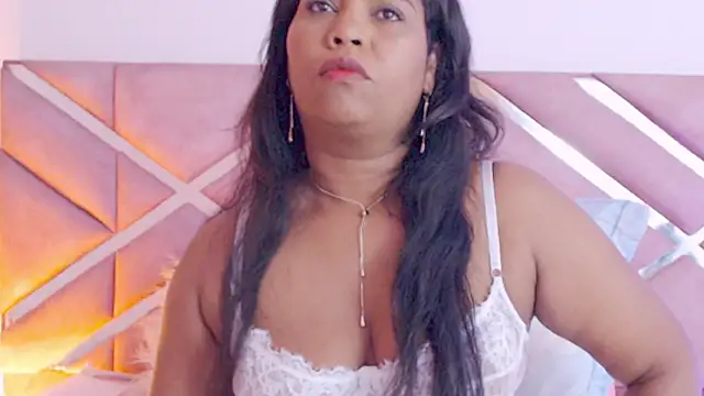 Snapshot of sofia_07 chatting on January 18, 2026, 1:20 am sofia 07 online show from January 18, 2026, 1:20 am