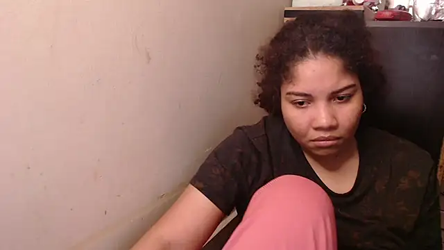 madelene online show from November 3, 2025, 2:39 am