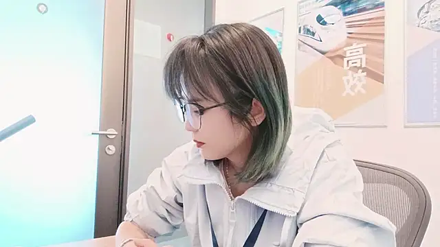 KKMM168 online show from October 23, 2025, 4:55 am