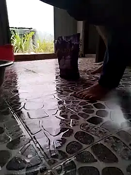 Snapshot of Lyanh13 chatting on February 3, 2026, 5:38 am Lyanh13 online show from February 3, 2026, 5:38 am