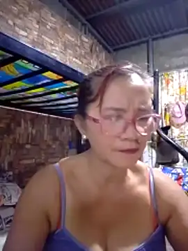 SexyHottMom online show from March 23, 2026, 1:44 pm