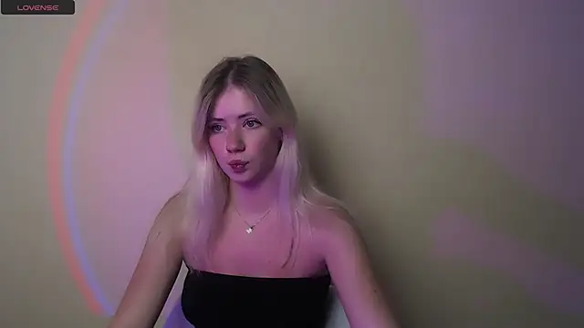 AliceHotty  online show from September 23, 2025, 12:34 pm