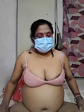 Snapshot of mature_mimi chatting on January 11, 2026, 10:33 am mature mimi online show from January 11, 2026, 10:33 am