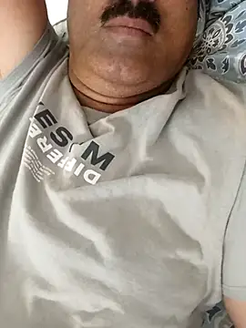 moonflower25 online show from February 25, 2026, 5:46 pm