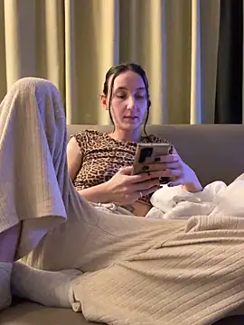 Emilia Mausi online show from February 11, 2026, 8:31 pm