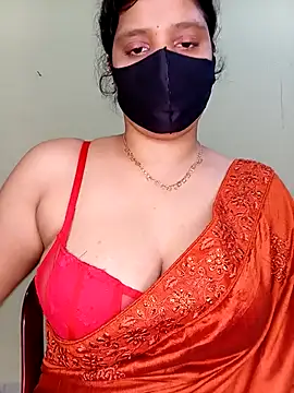Snapshot of Rose-luckey chatting on April 23, 2026, 1:46 pm Rose-luckey online show from April 23, 2026, 1:46 pm