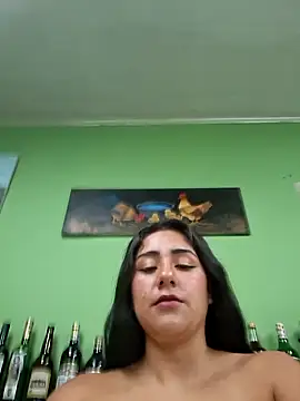 Snapshot of CAROLINE__07 chatting on November 10, 2025, 4:45 pm CAROLINE 07 online show from November 10, 2025, 4:45 pm