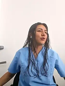 CAROLINE  07 online show from January 16, 2026, 1:26 pm