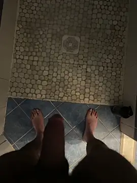 Snapshot of Avrupa8590 chatting on October 30, 2025, 11:52 am Avrupa8590 online show from October 30, 2025, 11:52 am