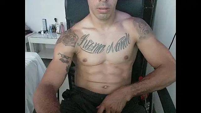 Snapshot of mckanna chatting on September 12, 2025, 8:08 pm mckanna online show from September 12, 2025, 8:08 pm