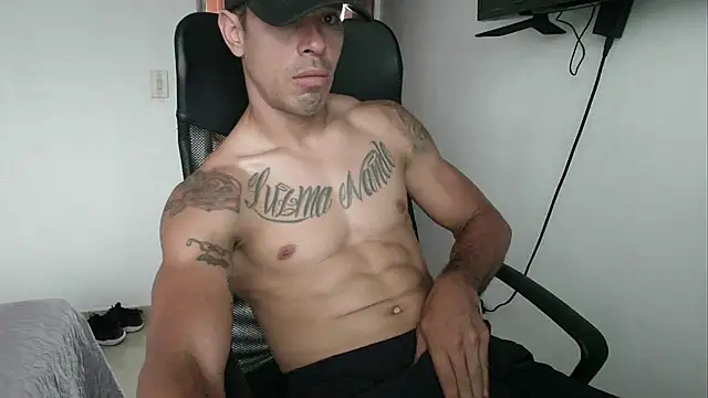 Snapshot of mckanna chatting on October 2, 2025, 3:37 pm mckanna online show from October 2, 2025, 3:37 pm