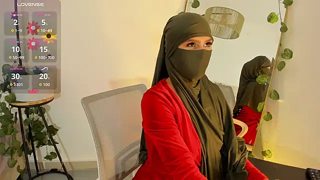 Snapshot of _shaiira chatting on October 24, 2025, 1:21 pm shaiira online show from October 24, 2025, 1:21 pm