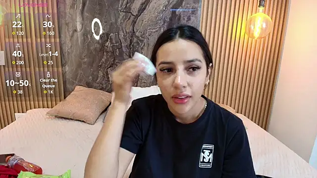 Snapshot of Alana-Jones chatting on September 9, 2025, 12:25 pm Alana-Jones online show from September 9, 2025, 12:25 pm