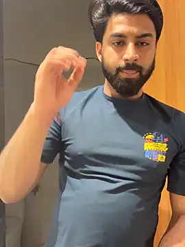 hottestboy03 online show from February 14, 2026, 9:31 am