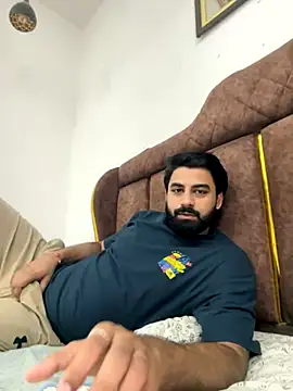 hottestboy03 online show from November 16, 2025, 5:34 am