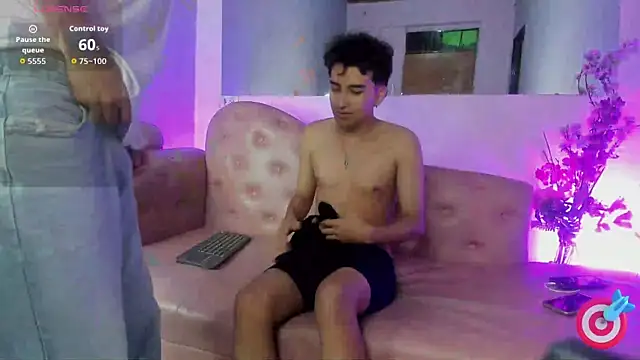 Snapshot of AxelAndJeremy chatting on September 26, 2025, 2:51 am AxelAndJeremy online show from September 26, 2025, 2:51 am