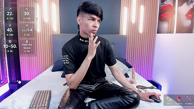 Snapshot of OnlyJos chatting on December 18, 2025, 7:29 pm OnlyJos online show from December 18, 2025, 7:29 pm