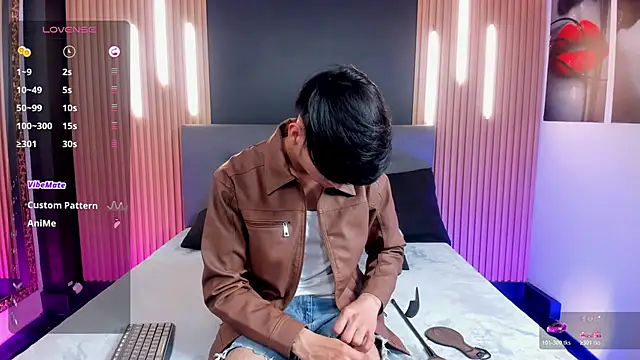 Snapshot of OnlyJos chatting on January 12, 2026, 2:13 pm OnlyJos online show from January 12, 2026, 2:13 pm