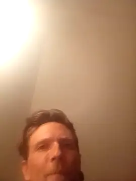 Snapshot of AcquiredCompound chatting on October 16, 2025, 12:08 am AcquiredCompound online show from October 16, 2025, 12:08 am