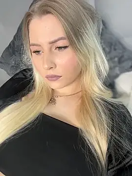 Amy mit online show from October 19, 2025, 11:24 am