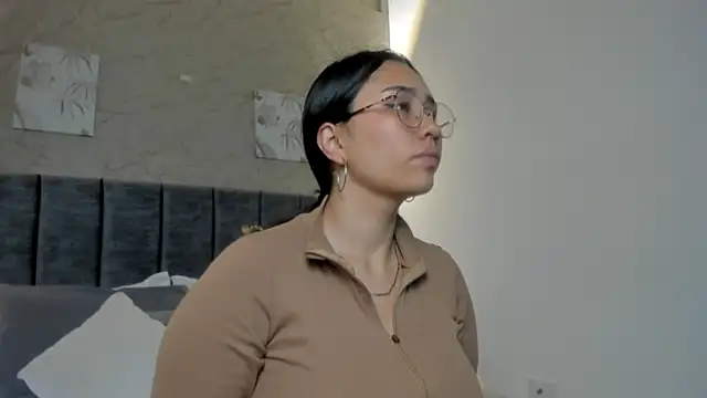 Snapshot of Karoll_Teyes chatting on January 14, 2026, 11:36 am Karoll Teyes online show from January 14, 2026, 11:36 am