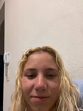 Bruna551 online show from December 14, 2025, 11:32 pm