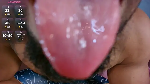 Massimo Cruz online show from September 14, 2025, 12:44 am