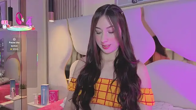 SofiJones  online show from November 21, 2025, 10:31 pm