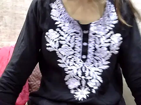 VNDANA  online show from March 12, 2026, 3:05 pm