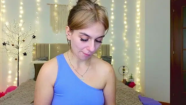 Little mia   online show from February 3, 2026, 10:48 pm