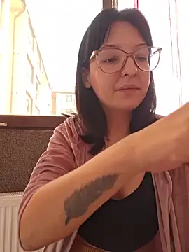 AllexyAle online show from March 17, 2026, 9:12 am