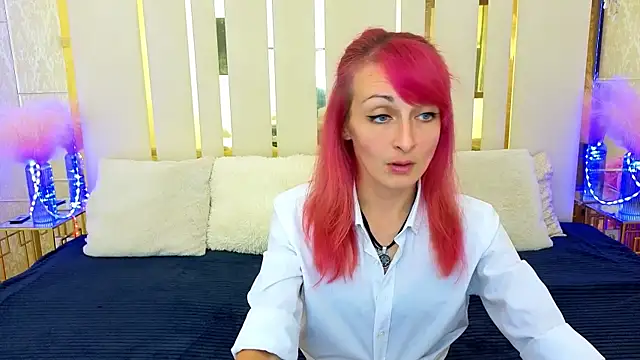 BrandyBloom online show from October 26, 2025, 3:01 pm