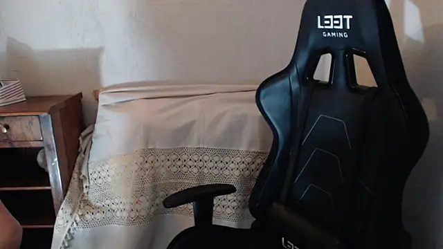 sakiramissy online show from November 22, 2025, 8:40 pm