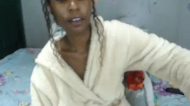 Snapshot of blueyXxX chatting on September 29, 2025, 11:21 pm blueyXxX online show from September 29, 2025, 11:21 pm