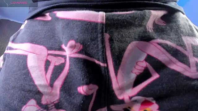 Axel grey  online show from April 7, 2026, 12:51 pm