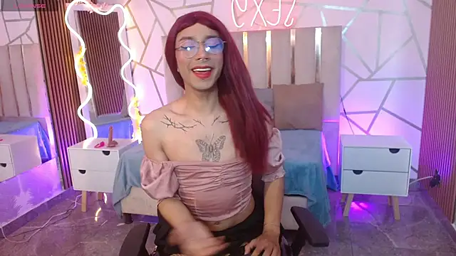 CYRUS TAY online show from November 26, 2025, 5:24 pm