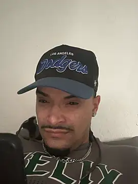 Snapshot of stoneyx420x chatting on January 12, 2026, 5:09 pm stoneyx420x online show from January 12, 2026, 5:09 pm