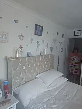 Angeldelightt online show from October 20, 2025, 11:44 am