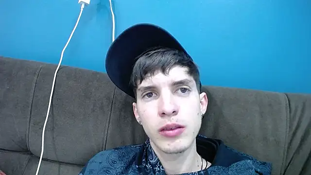 Jheampiiero online show from November 19, 2025, 1:11 pm