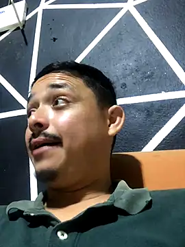 veronica and bryan online show from November 2, 2025, 12:48 am