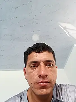 turcosexoactivo online show from April 26, 2026, 6:49 pm