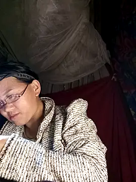 Snapshot of MaiHoa69 chatting on February 27, 2026, 2:17 pm MaiHoa69 online show from February 27, 2026, 2:17 pm