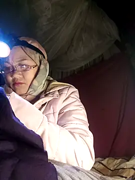 Snapshot of MaiHoa69 chatting on February 12, 2026, 5:34 pm MaiHoa69 online show from February 12, 2026, 5:34 pm