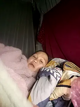 Snapshot of MaiHoa69 chatting on December 19, 2025, 1:02 pm MaiHoa69 online show from December 19, 2025, 1:02 pm